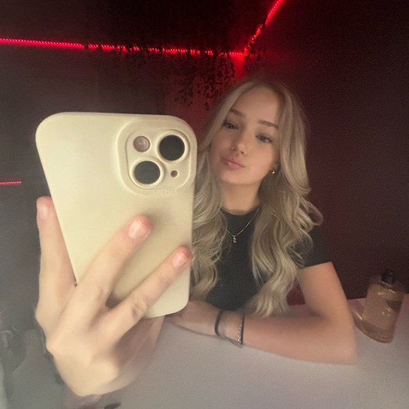 Meet your Posher, Scarr - Picture 3 of 3